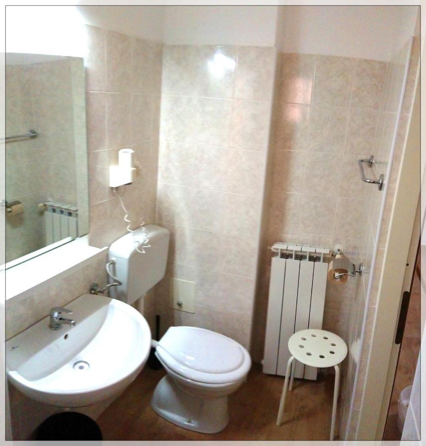Hotel Istria Trieste Bagian luar foto
